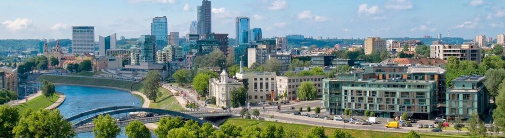 Получите платежную лицензию PI и EMI в Литве Hero Image